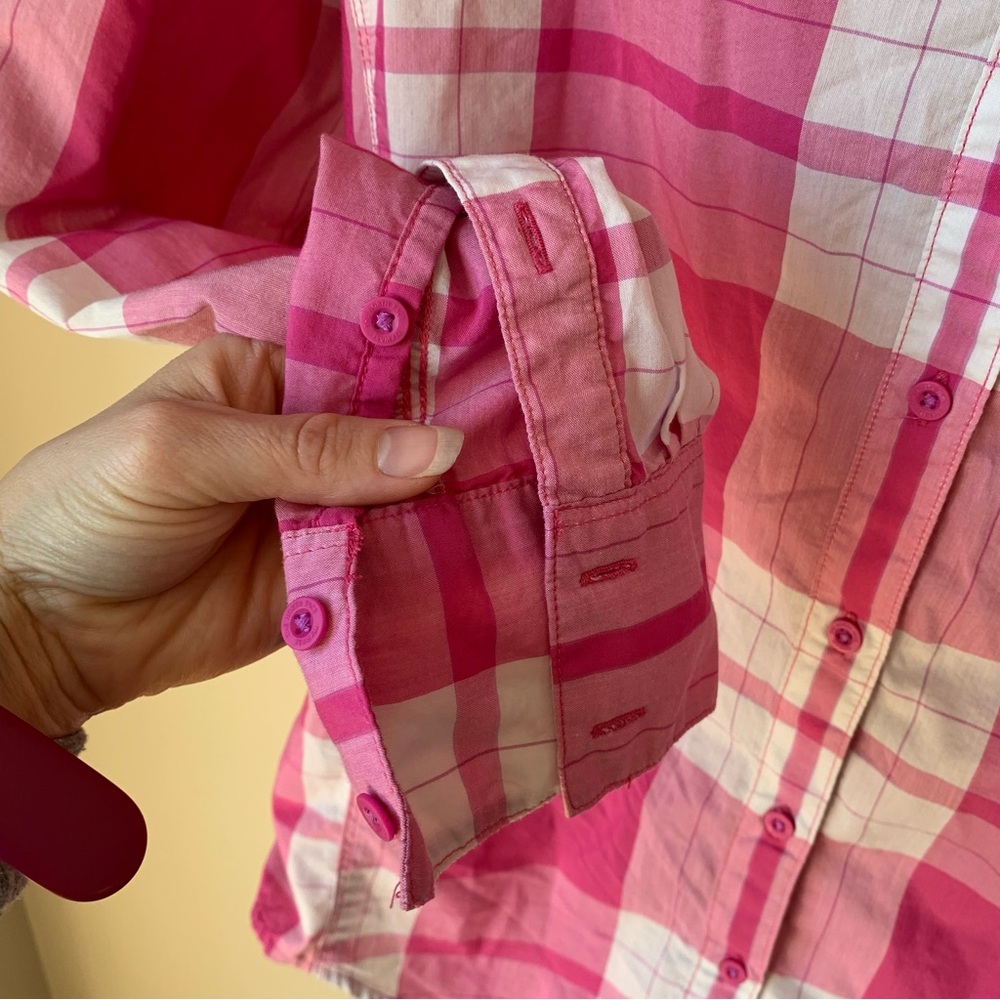 The North Face shade me pink and white plaid top - Picture 5 of 9